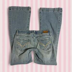 Vigoss The Miami Bootcut Jeans Size 7 Low Rise Distressed